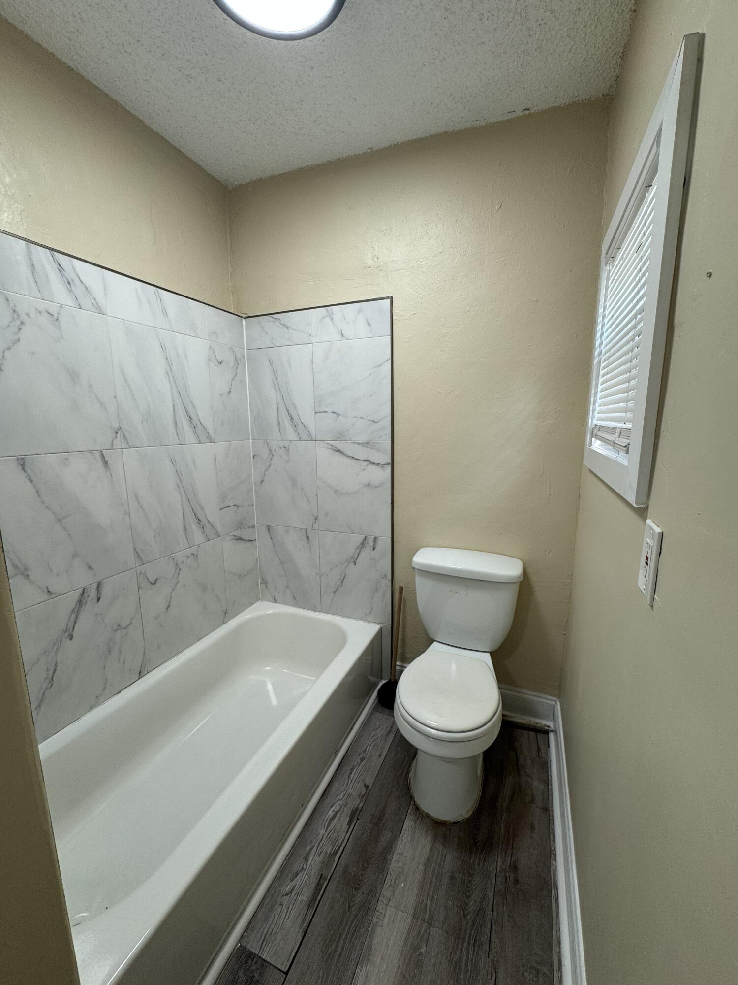 2881 NW 11th Place