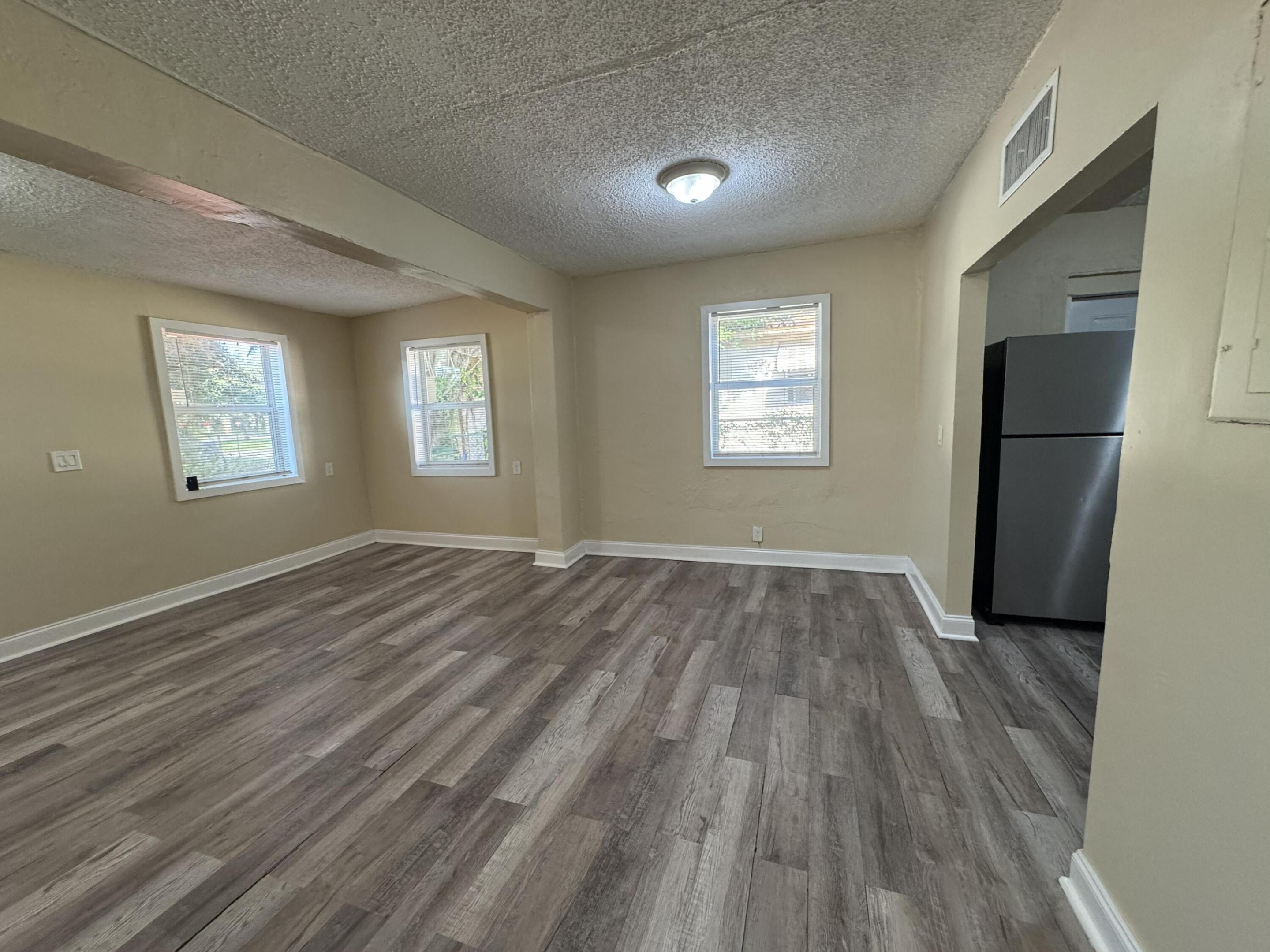 2881 NW 11th Place