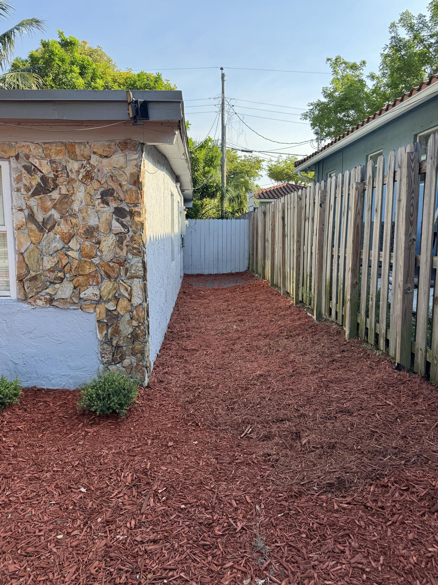 2881 NW 11th Place
