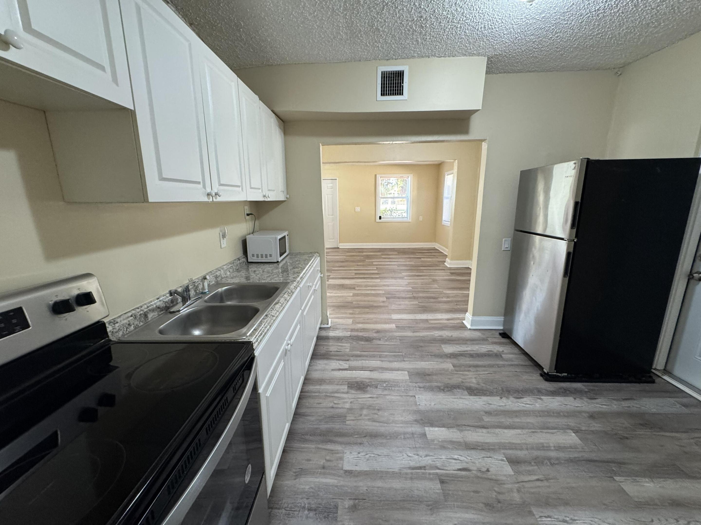 2881 NW 11th Place