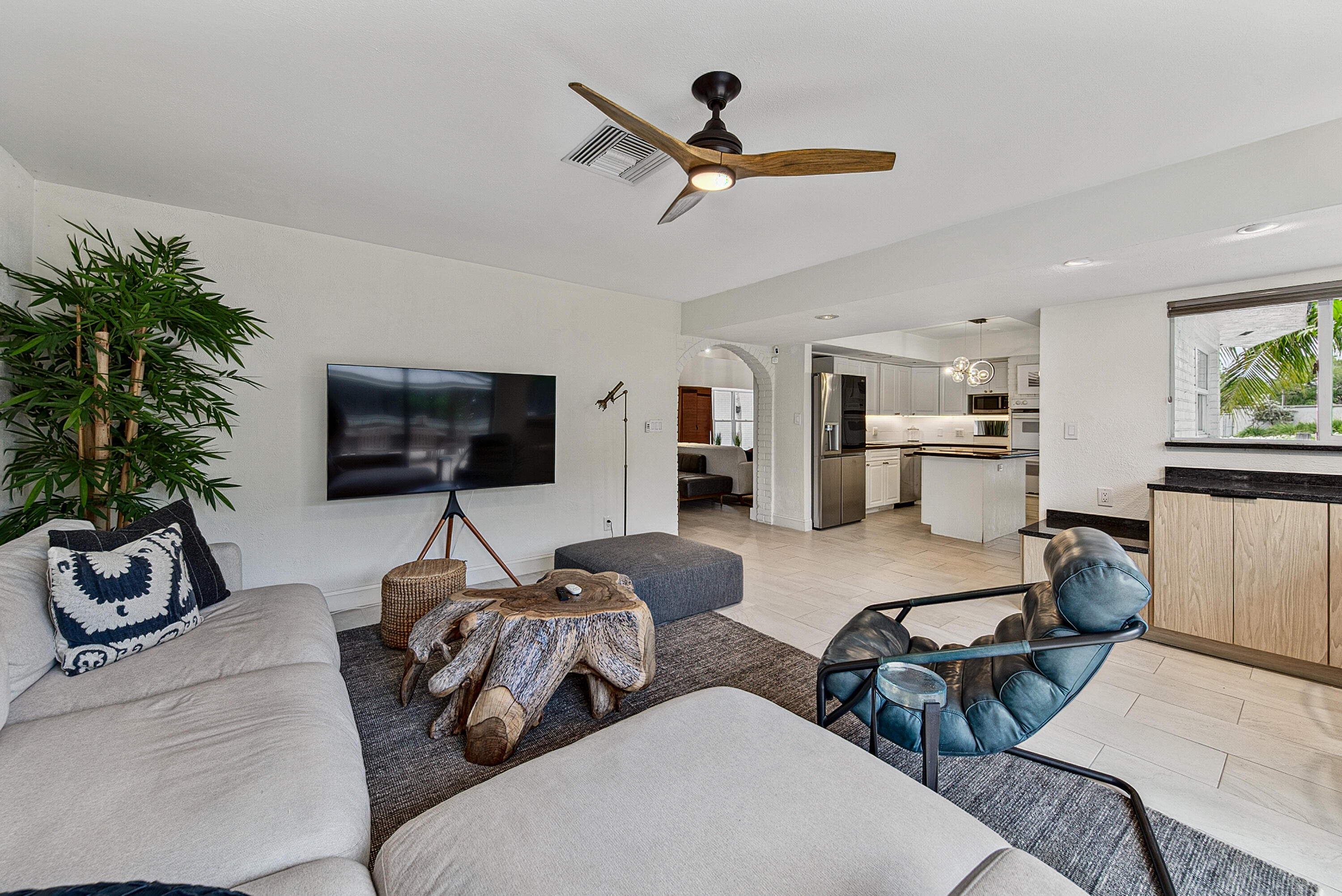 2056 NE 21st Court