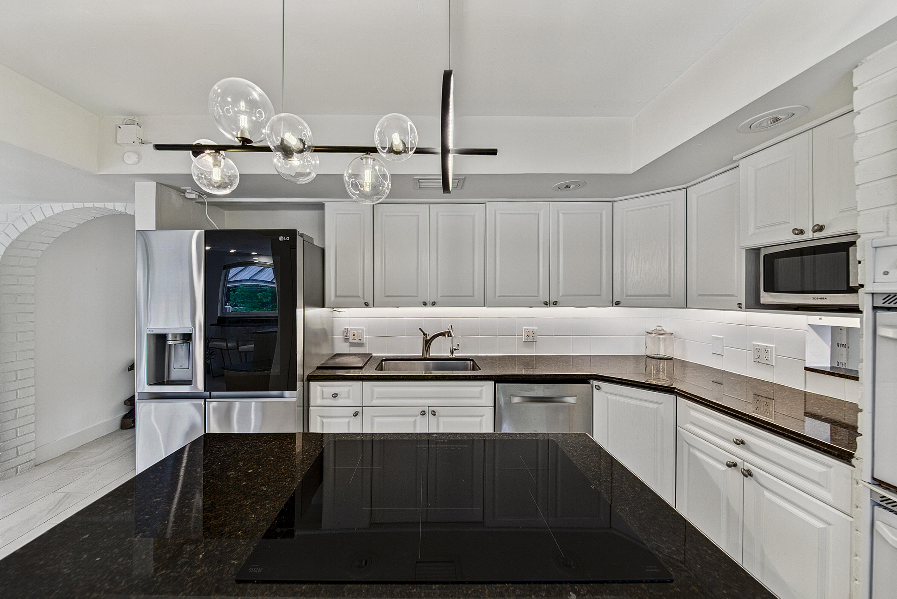 2056 NE 21st Court