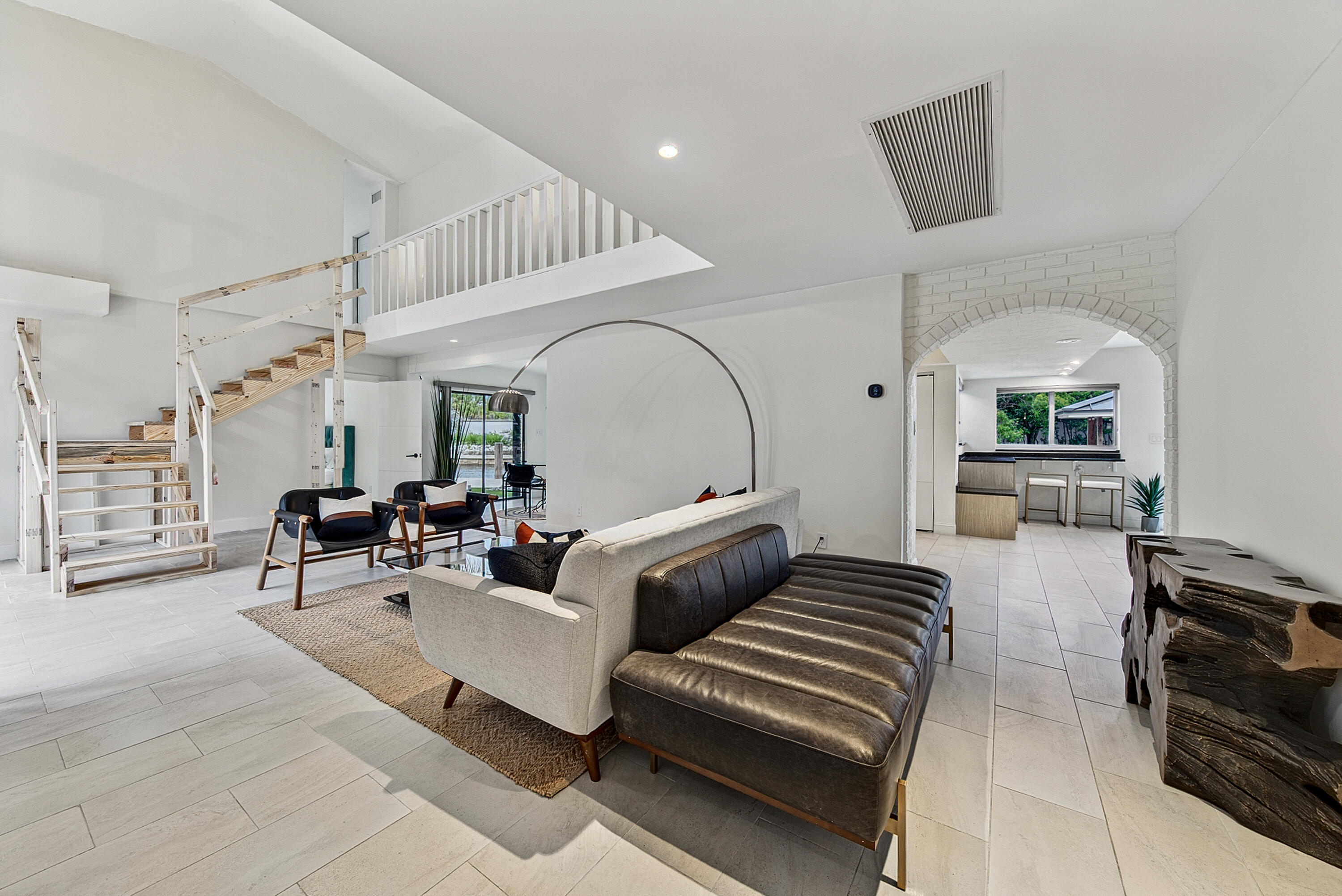 2056 NE 21st Court