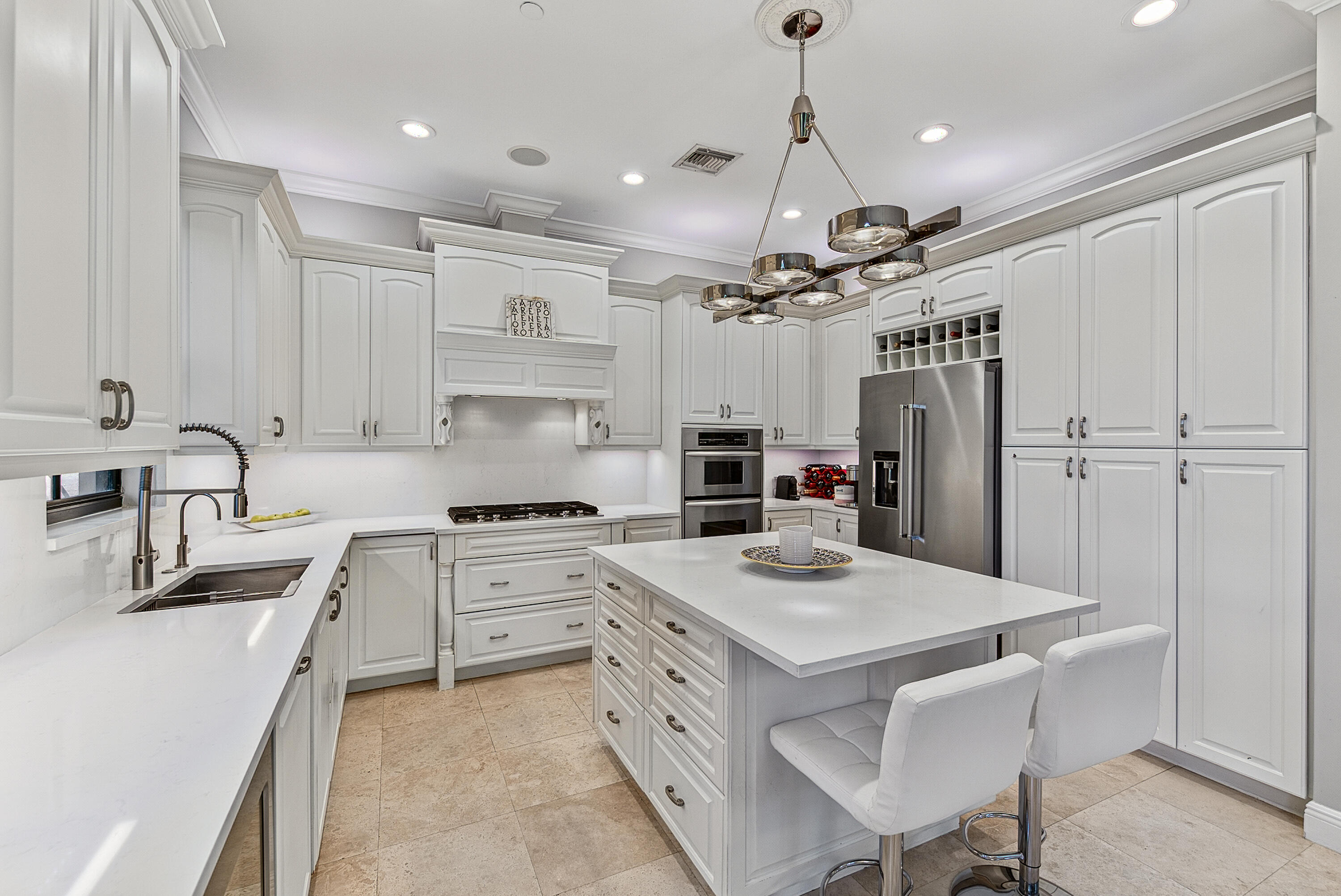 31 SE 10th Avenue