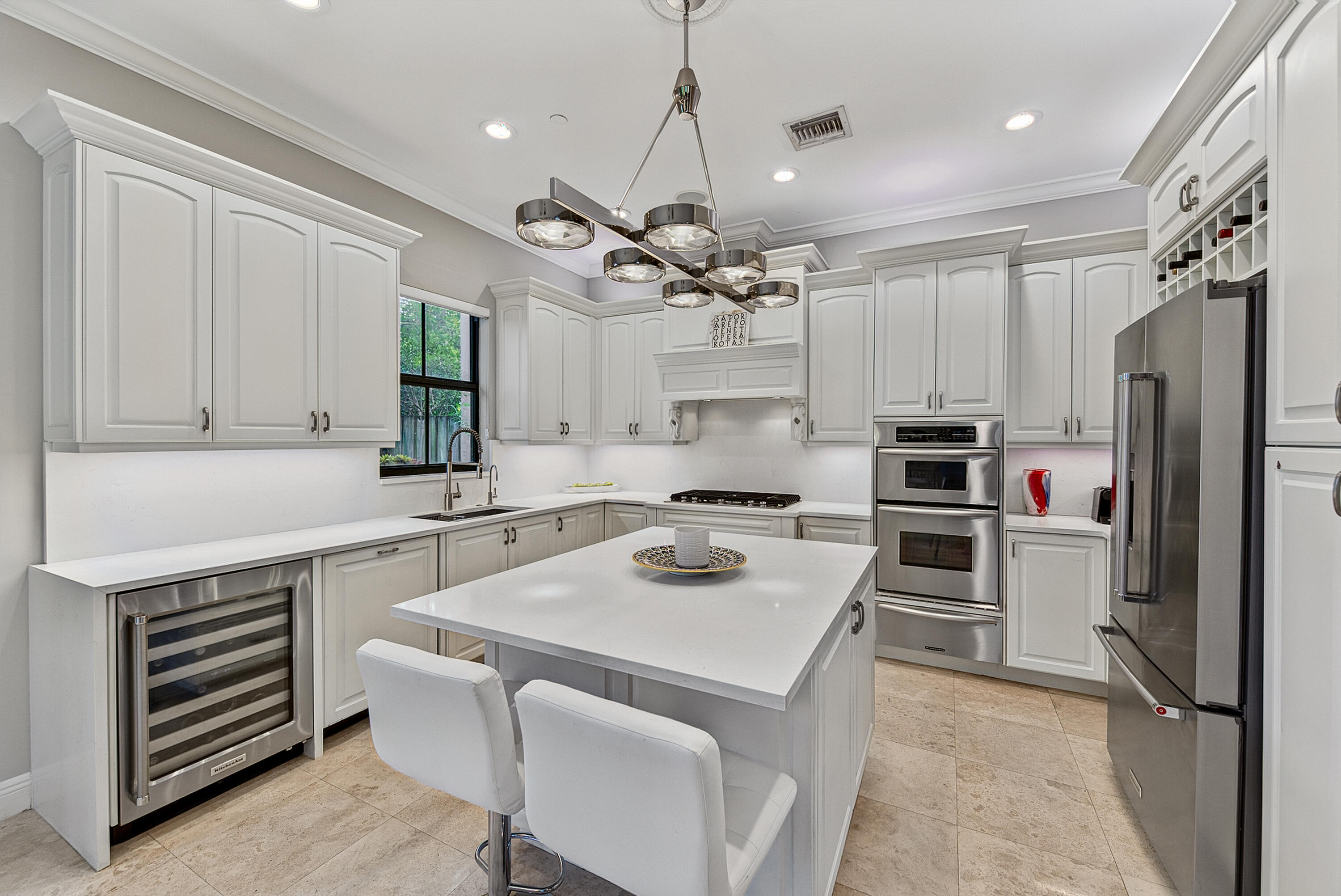 31 SE 10th Avenue