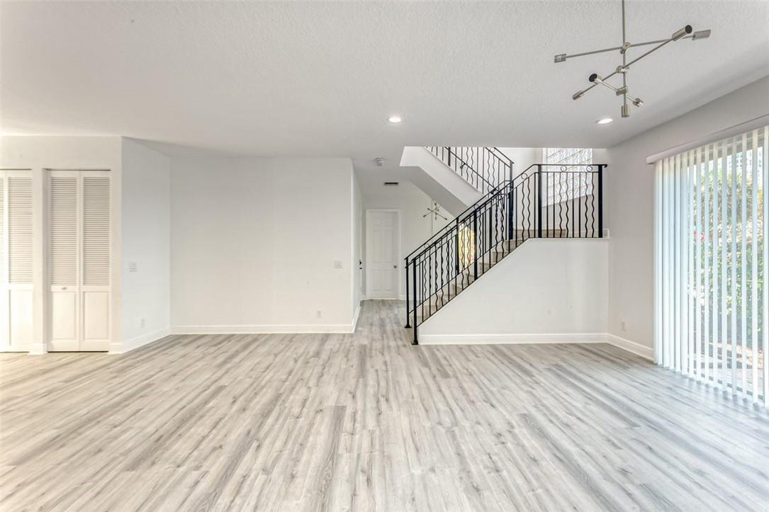 502 SW 4th Avenue 1