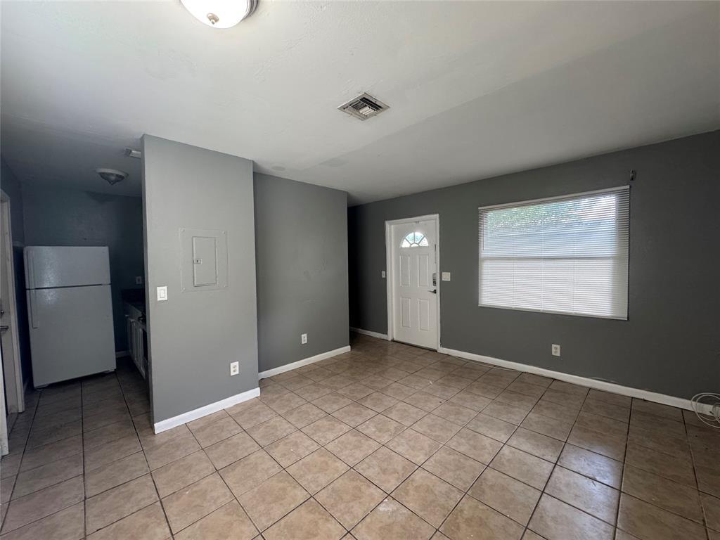 1132 NW 4th Avenue 1
