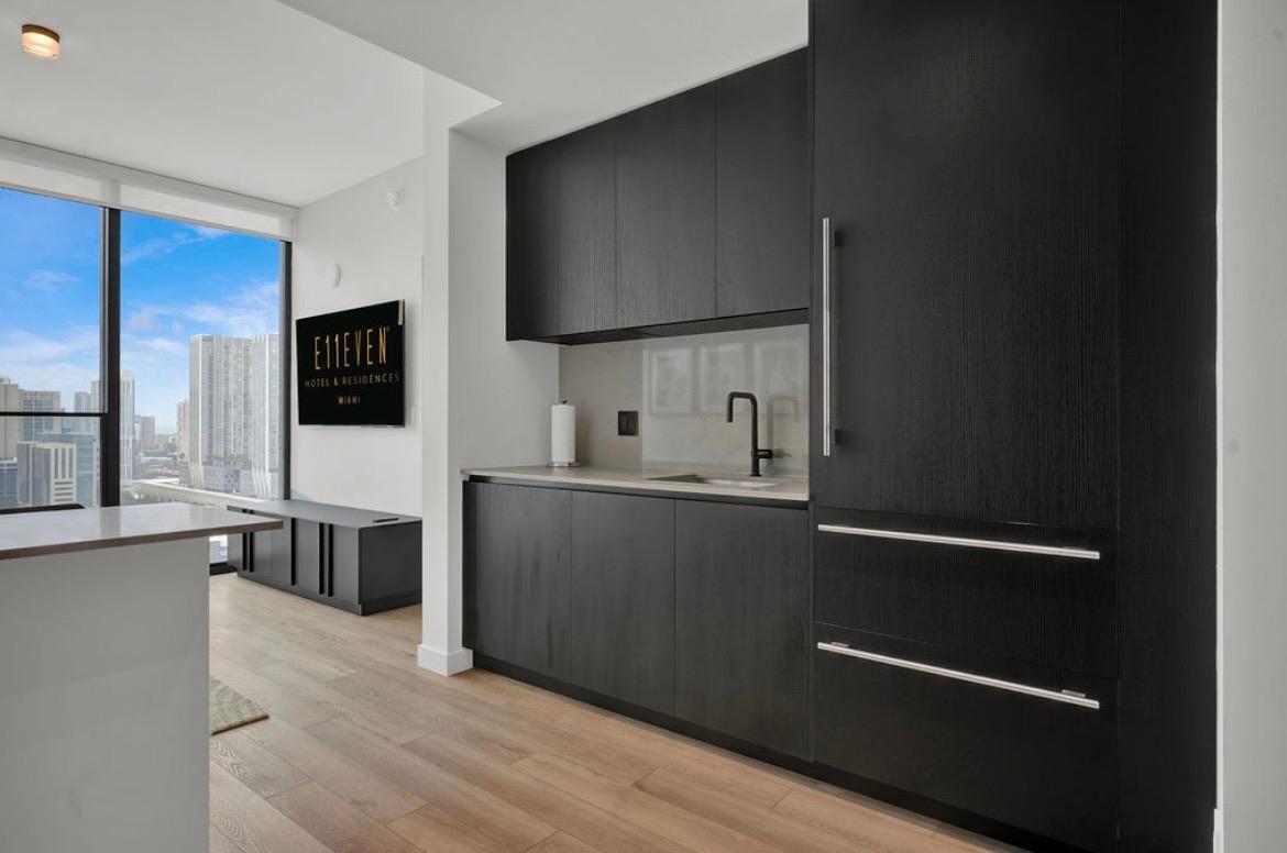 20 NE 11th Street