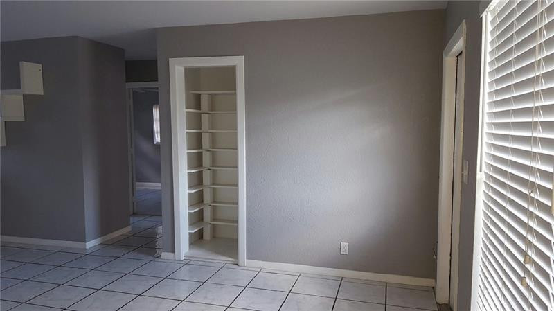 6623 Inwood