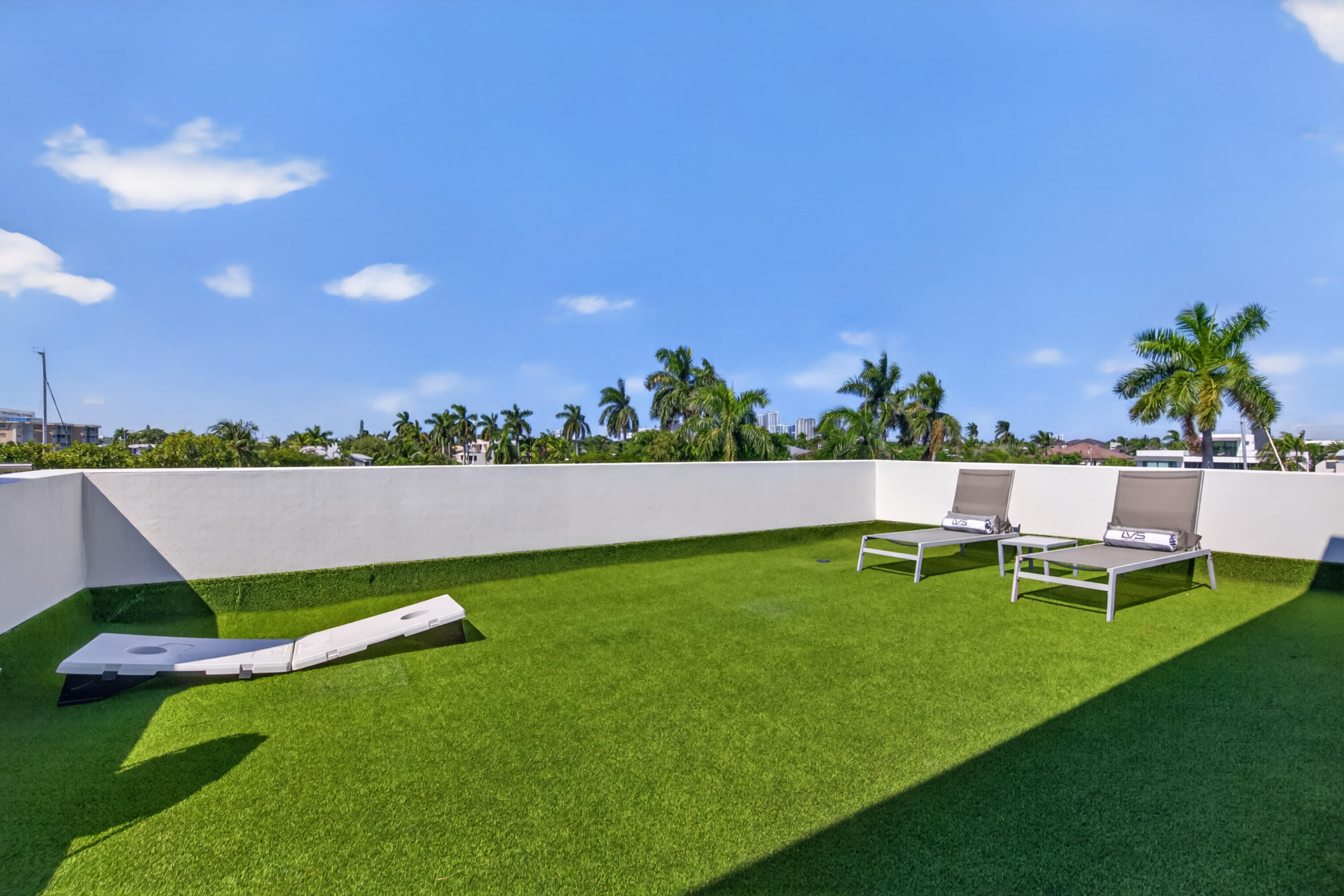 1736 SE 14TH Street