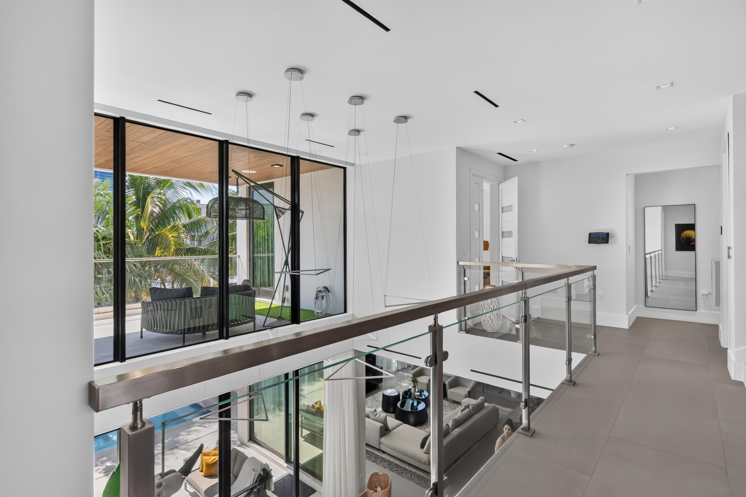1736 SE 14TH Street