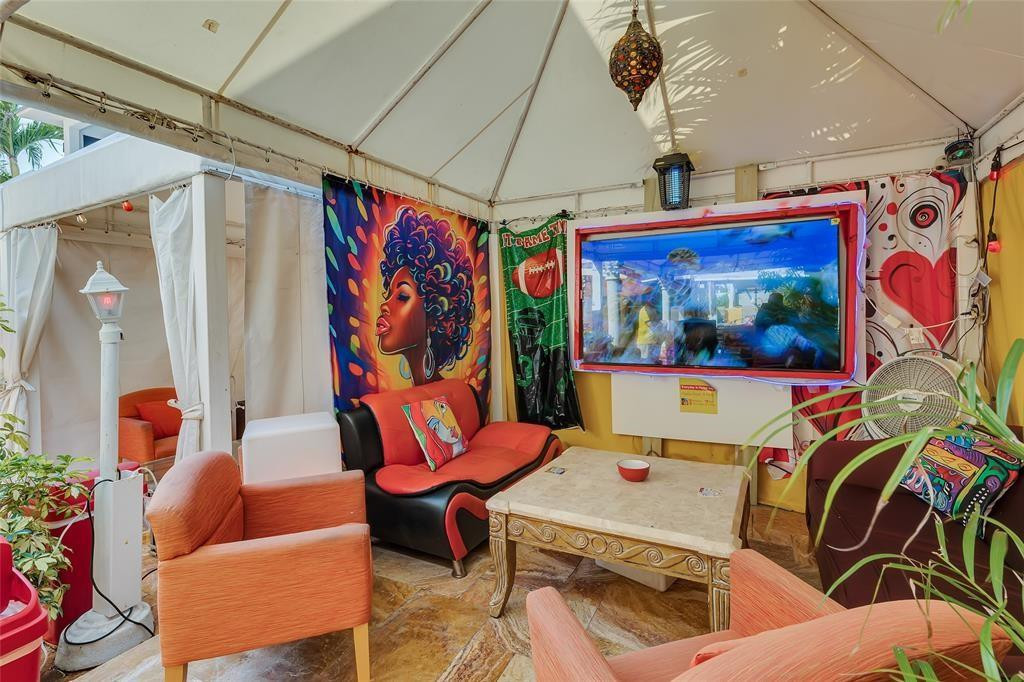 317 Polk Street
