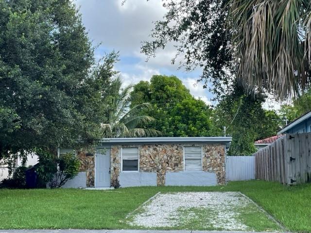 2881 NW 11th Pl