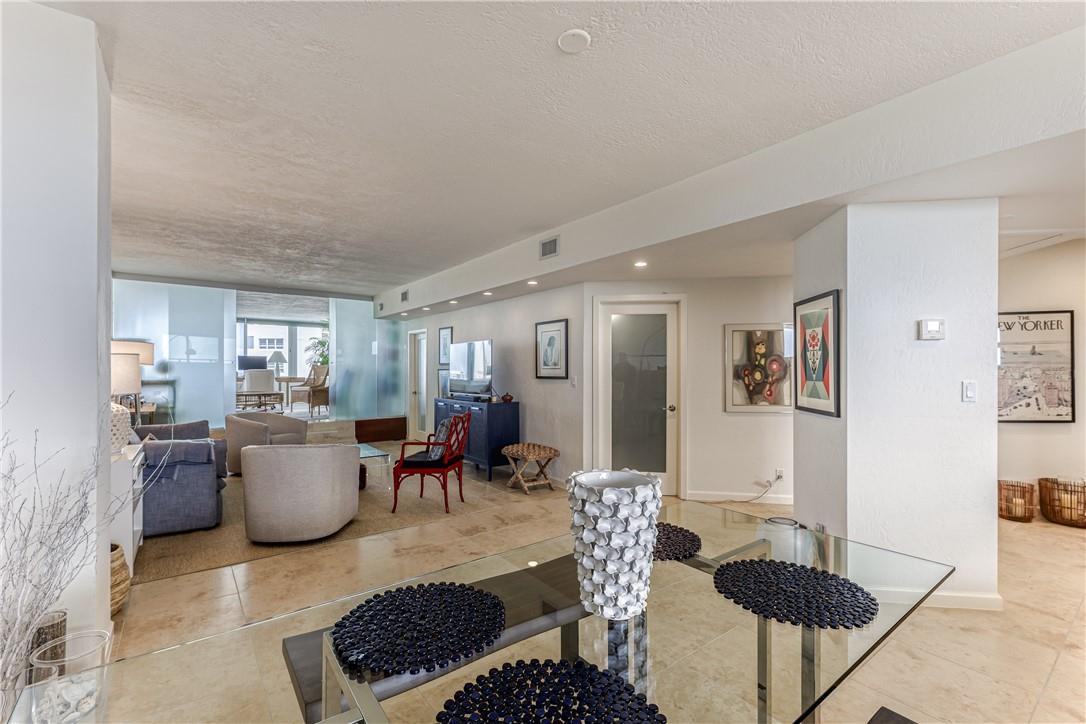 333 SUNSET DR 806