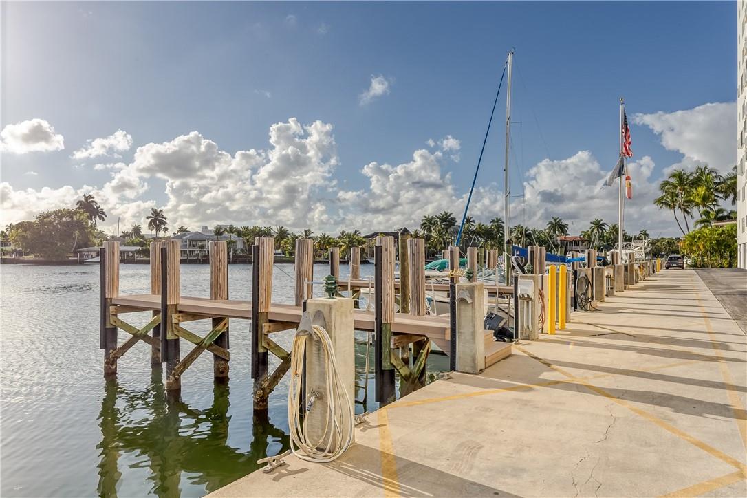 333 SUNSET DR 806