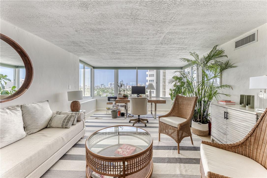 333 SUNSET DR 806