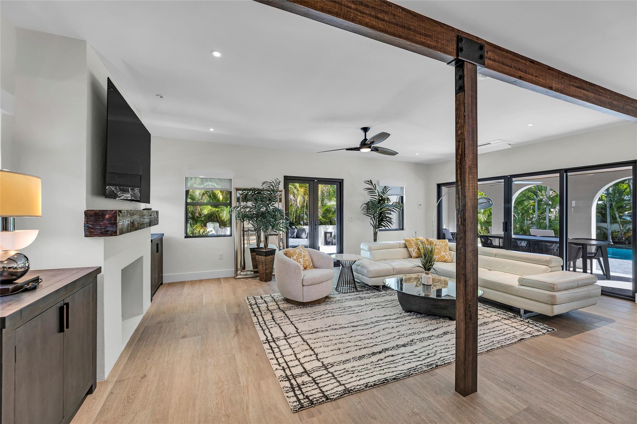 800 SE 26th Ave