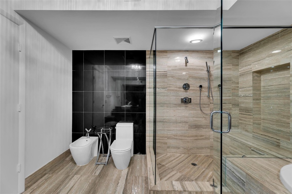 101 S Beach Blvd 902