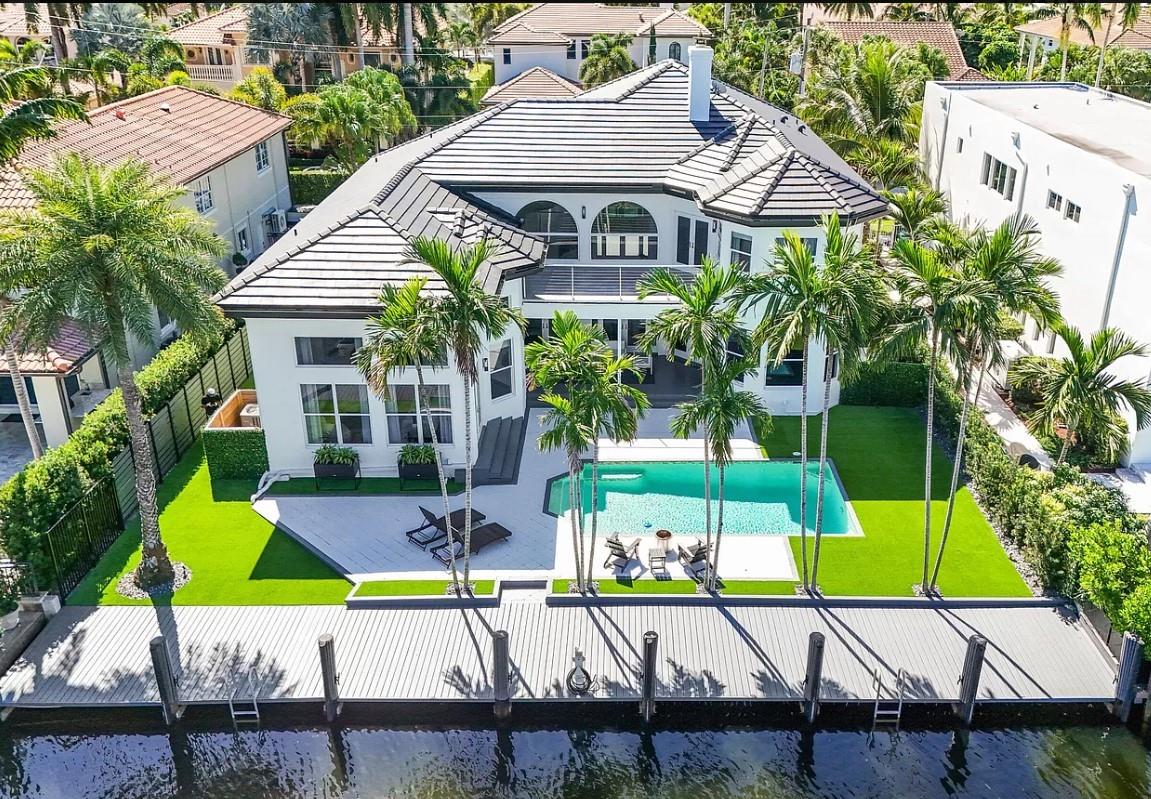2525 Sea Island Drive