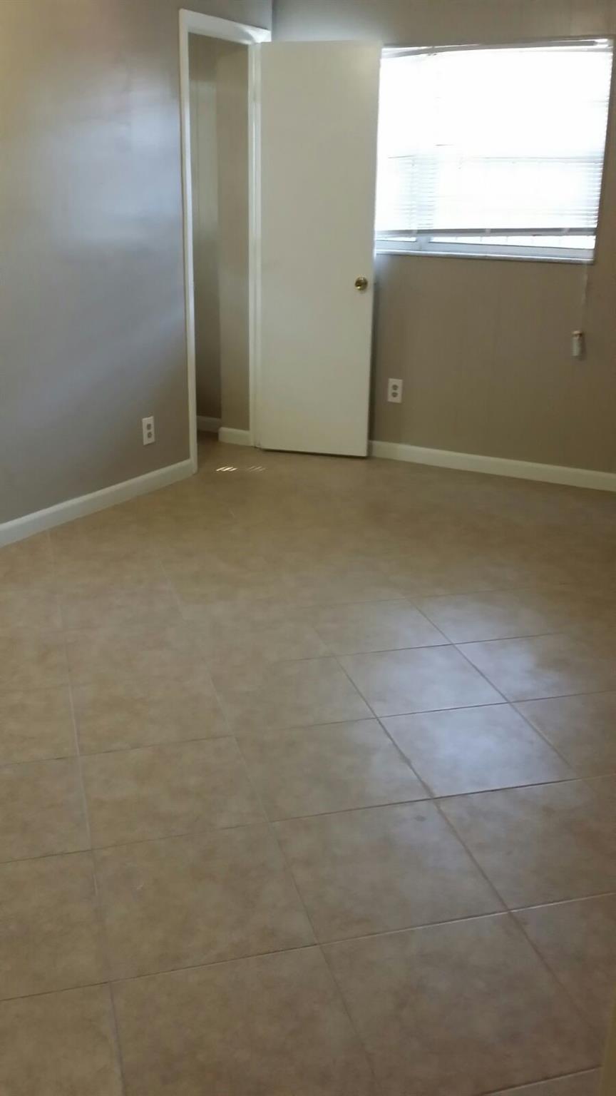 2744 NW 8th Street