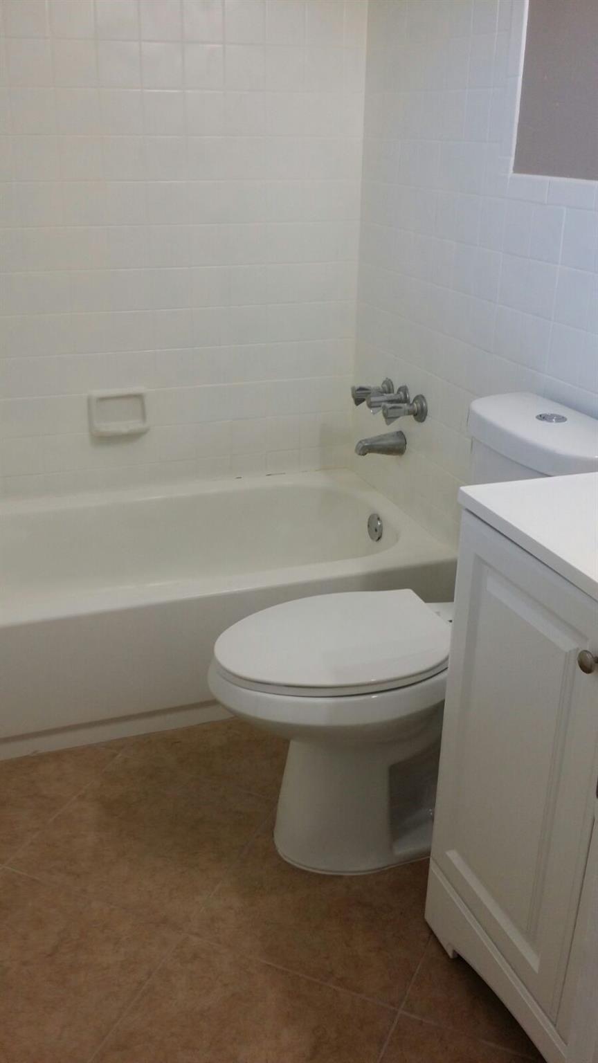 2744 NW 8th Street