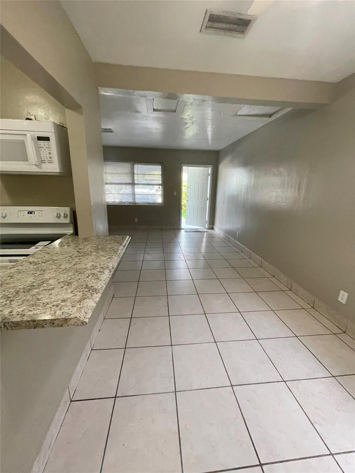 1436 NW 3rd Ave
