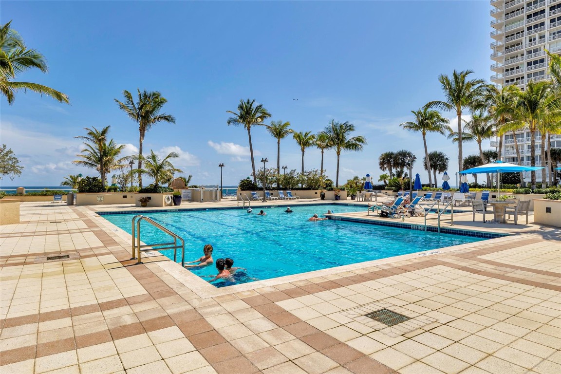 2100 S Ocean Lane 1103