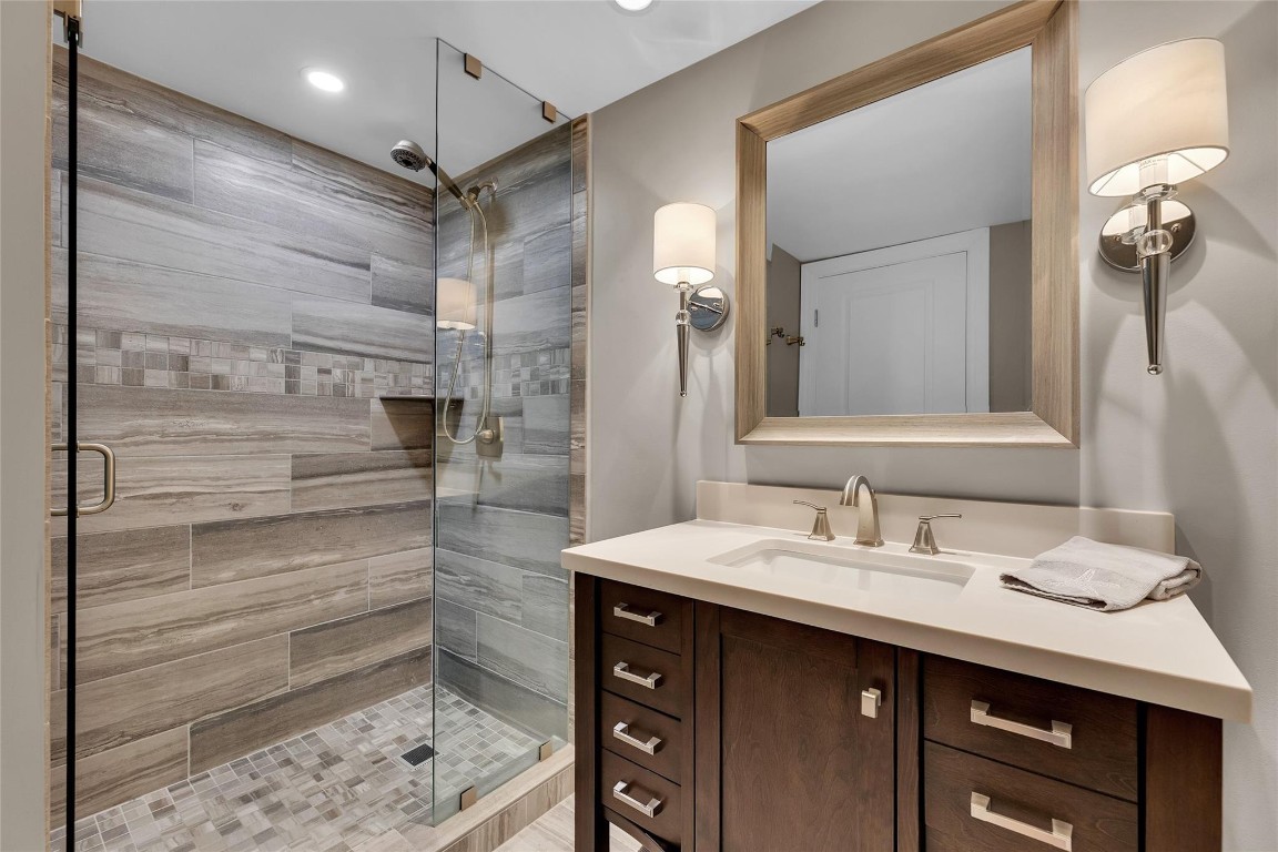 2100 S Ocean Lane 1103