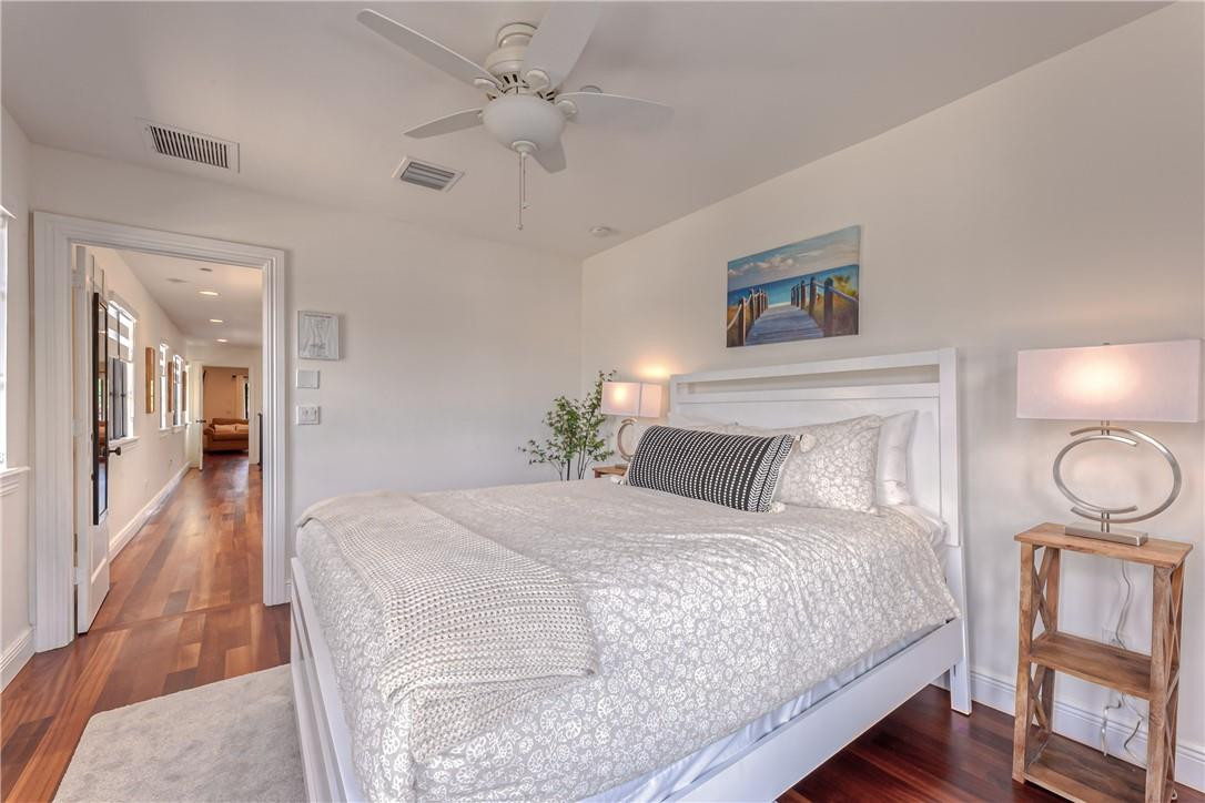 1206 NE 1st Street 1206