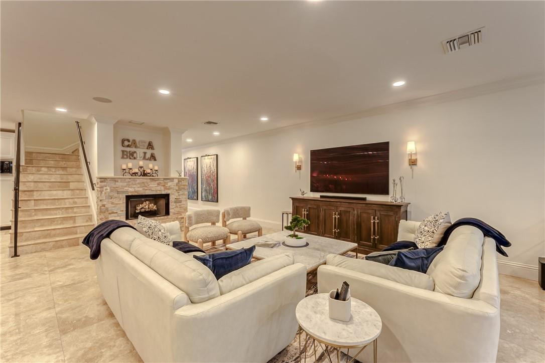 118 SE 11th Ave 118
