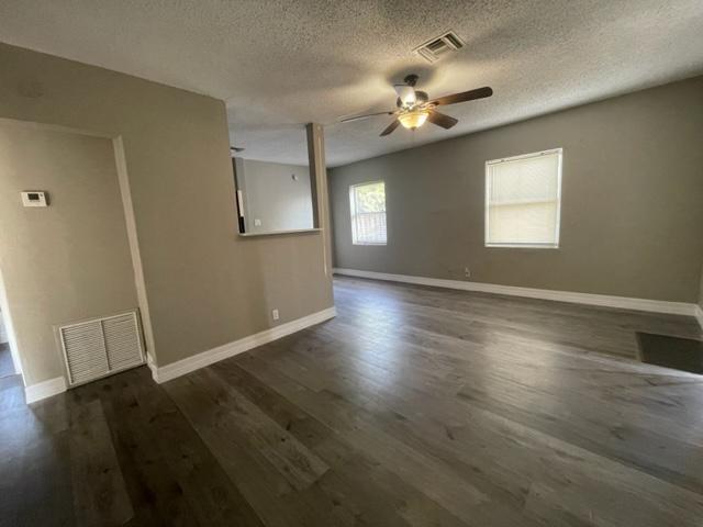 1033 NW 4th Ave