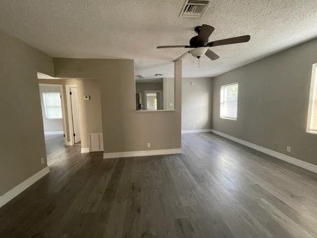 1033 NW 4th Ave