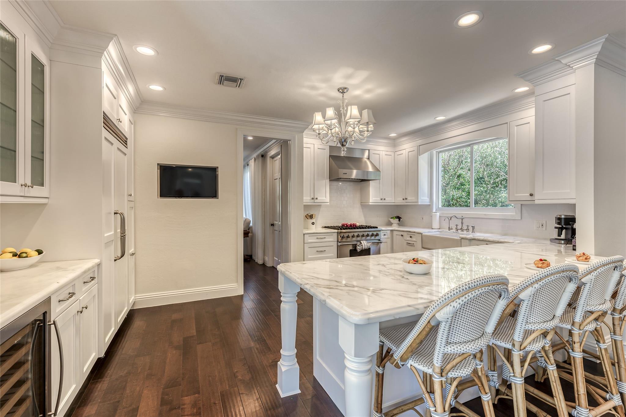 524 Poinciana Dr.