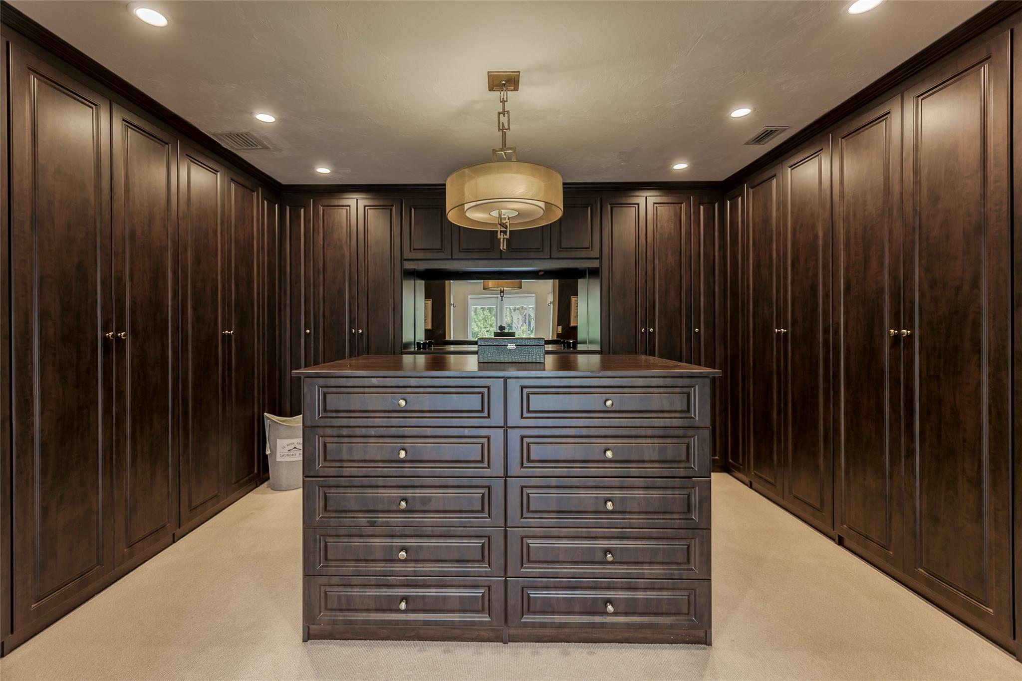 524 Poinciana Dr.