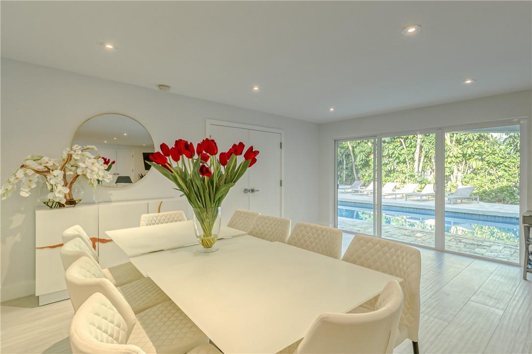 1800 SE Admirals Way