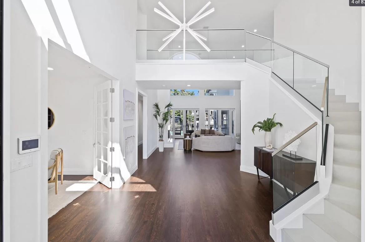 2525 Sea Island Drive