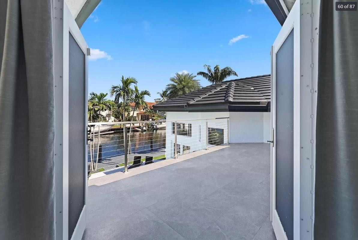 2525 Sea Island Drive
