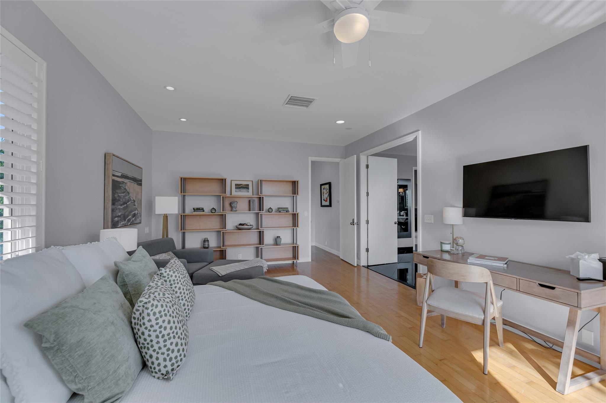 272 Imperial Lane