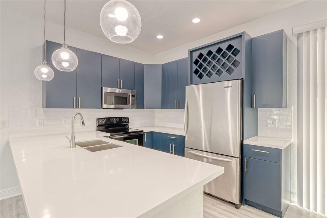 502 SW 4th Ave 1