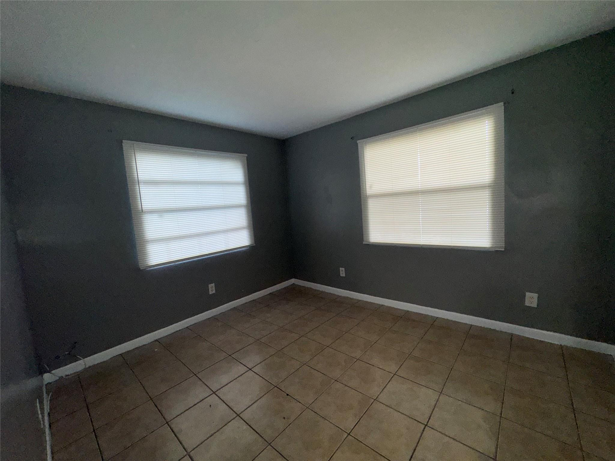 1132 NW 4th Ave 1