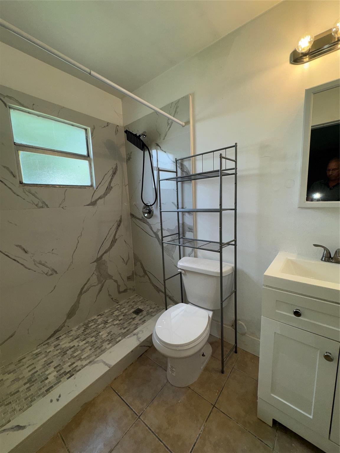 1132 NW 4th Ave 1