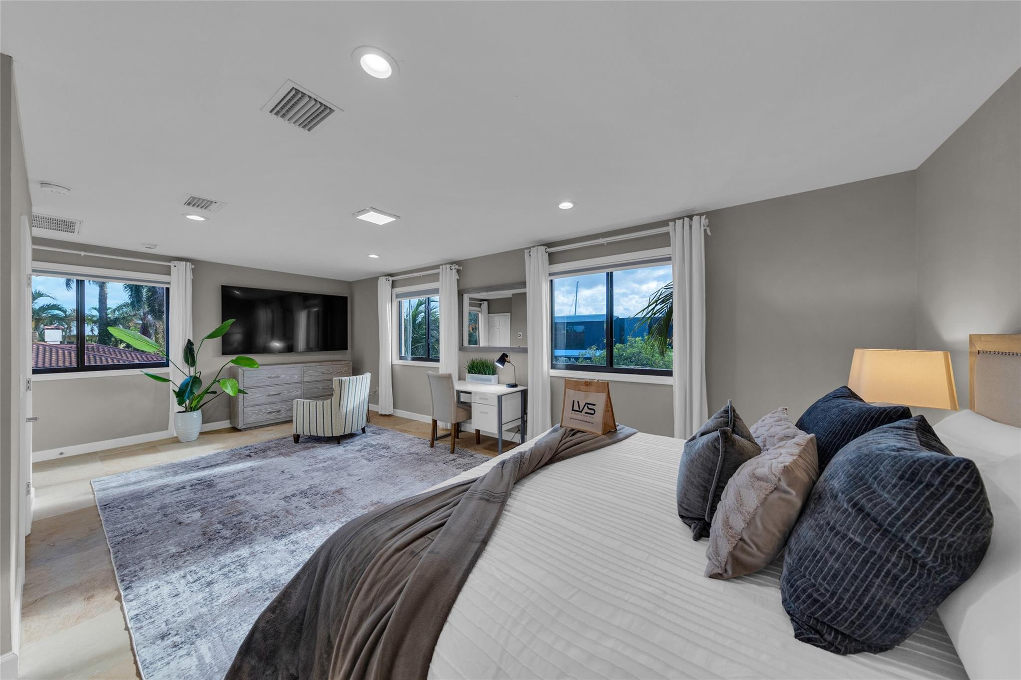 616 Riviera Isle Drive