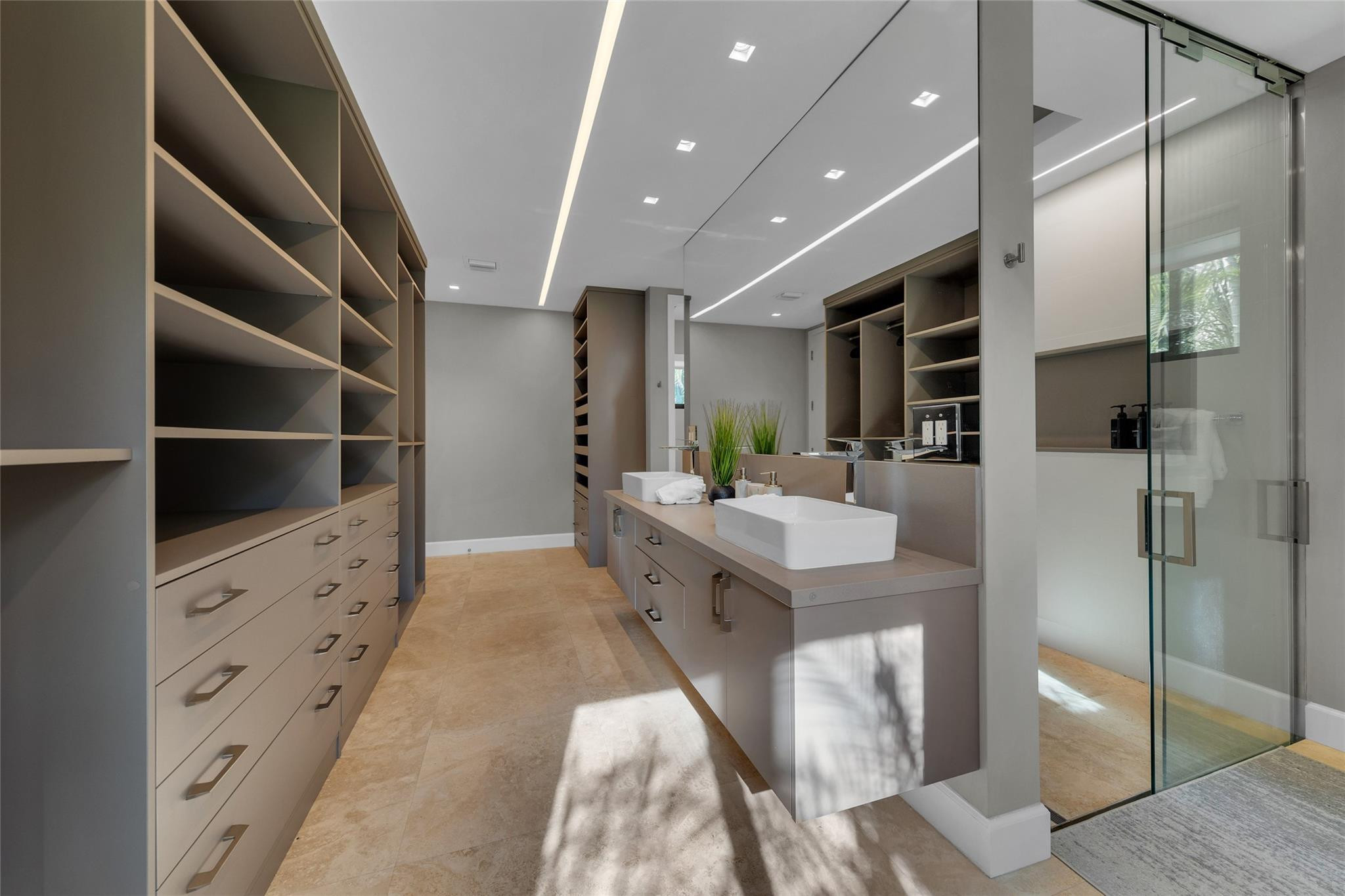 616 Riviera Isle Drive