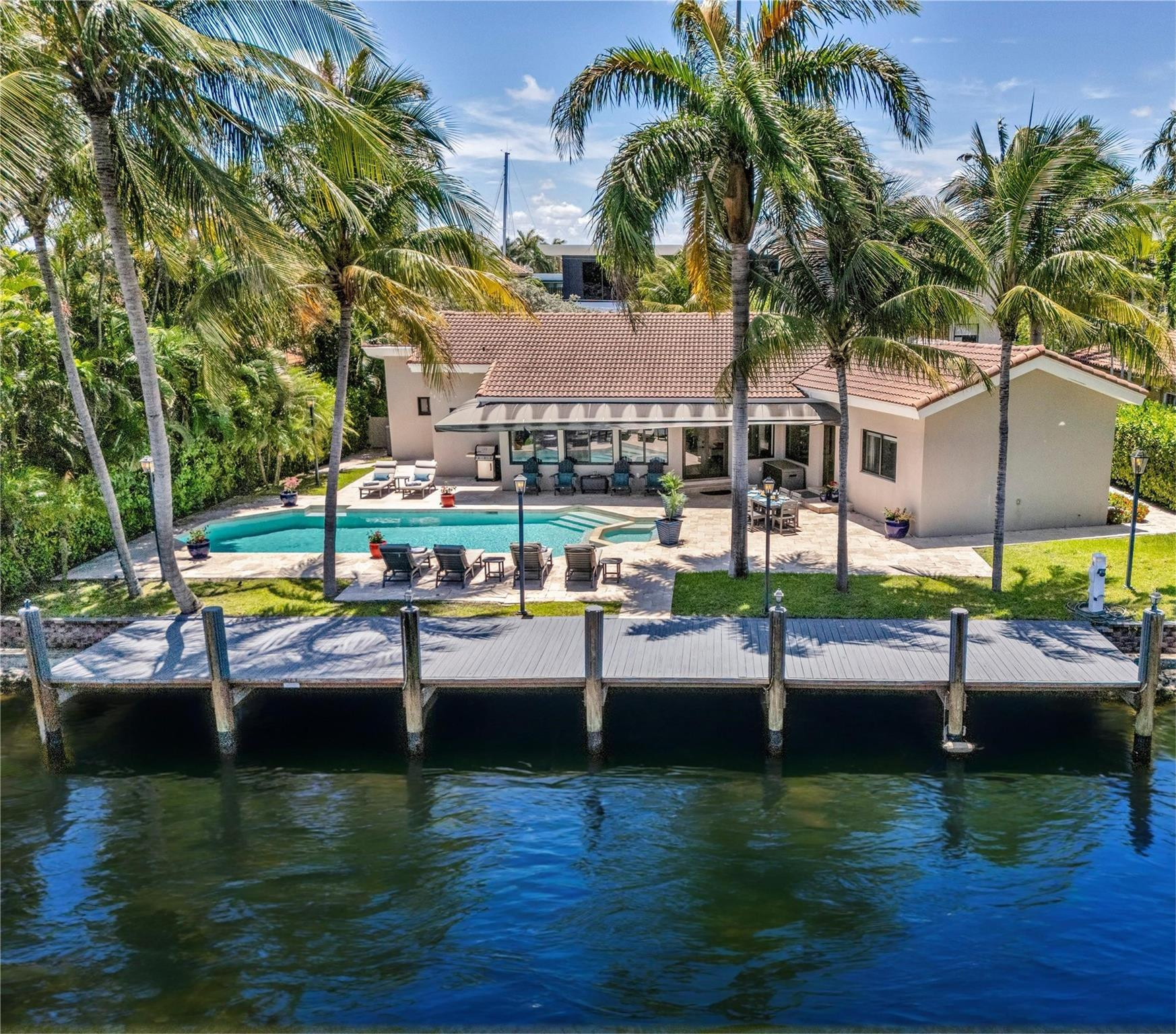 616 Riviera Isle Drive