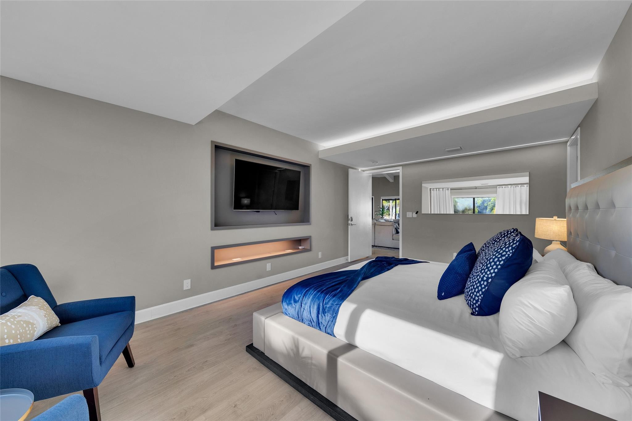 616 Riviera Isle Drive