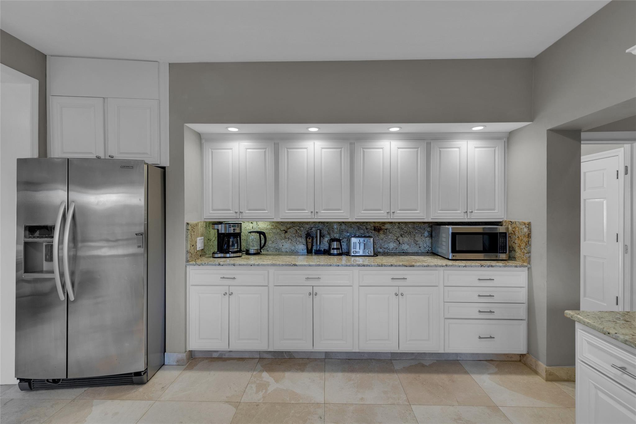 616 Riviera Isle Drive