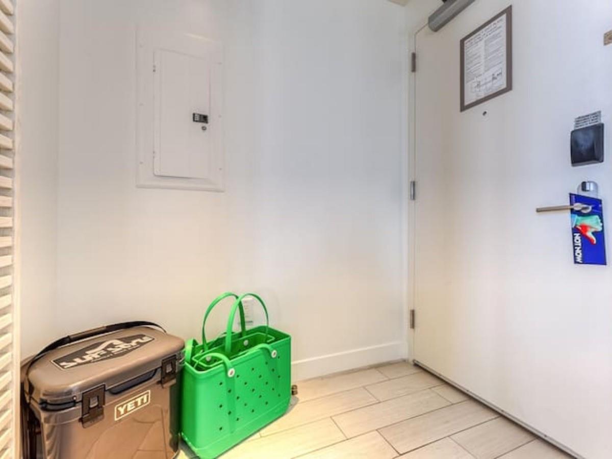 3101 Bayshore Dr 1409