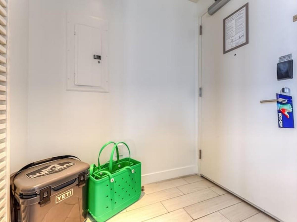 3101 Bayshore Dr 1409