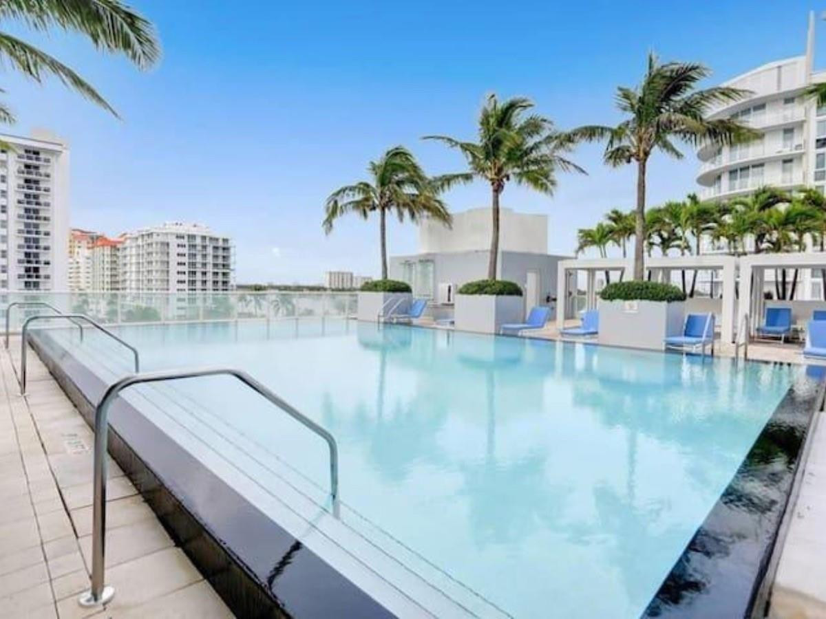 3101 Bayshore Dr 1409