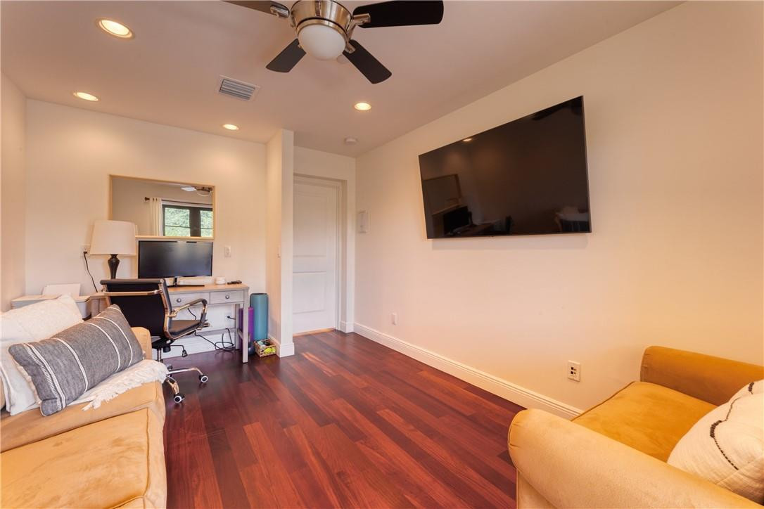 1206 NE 1st Street 1206